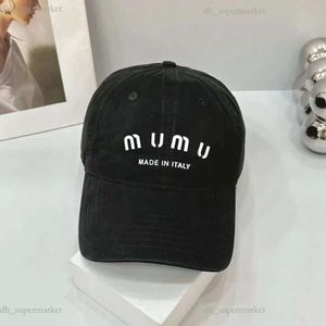 볼 캡 MIU 야구 모자 데님 자수 편지 유니에 - 렉스 디자이너 비니 모자 MIUS MIUS 모자 소프트 탑 선 스크린 모자 2024