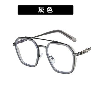 2024 Luxury Designer CH Solglasögon för kvinnor Chromes Glassar Ramar Mens Male New Flat Oregelbundet Heart Eyeglass Frame Ladies Unisex Classic Eyewear 252D