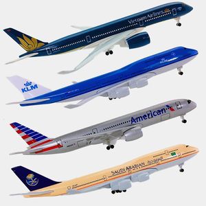 20cm飛行機Boeing B747 B787 Airbus A350 A320 Airlines飛行機モデル航空機のおもちゃ付きのおもちゃ