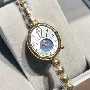 Vivianeism Westwoodism Watch недавно запущенная эмператрица вдона Vintage Watch Exquisite Compact Classic Timeles.Instagram