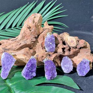 Natural Uruguay Amethyst Gemstone Oregelbundet Cut Quartz Purple Crystal Diy Necklace Making Handmade Make Accessories