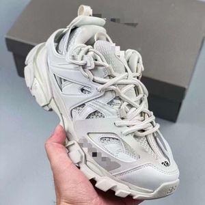 Deigner Baleniaga Sapato Led Track Triple S Plataforma Sneaker Clear Sole Preto Branco Cinza Vermelho Rosa Royal Neon Homens Treinador Mulheres Tenni Caual 487 Novo Estilo