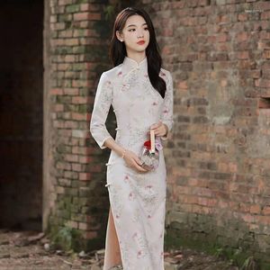 Pedras preciosas soltas cheongsam qipao estilo jovem high-end elegante outono manga comprida bordado rosa retro melhorado vestido feminino