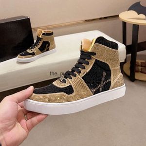 The Highest Quality Chaussure Plein Shoes Skull Head Leather High Top Shoe For Mens Rhinestone Casual Board Shoes