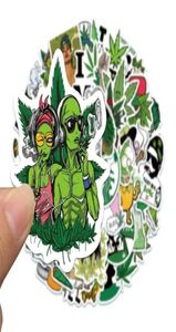 50Pcs Green Leaves Sticker Plant Character Smoking DIY Stickers For Guitar Kids Tay Game Motorcycle Car Skateboard Luggage Decals1086292