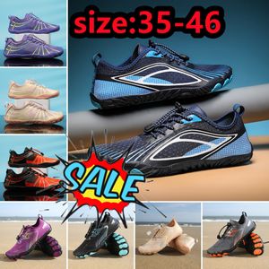 Män vatten aqua skor kvinnor simning sneakers barfota sandaler strand vader lägenheter unisex andningsbara snabba torra skor storlek35-46