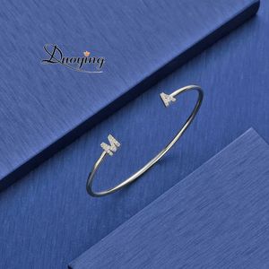 Duoying Full Zirconia Mektup Bangles Bilezikler Özel Pave Ayar İlk Adı Kişiselleştirilmiş Bileklik Benzersiz Kuffe 240116