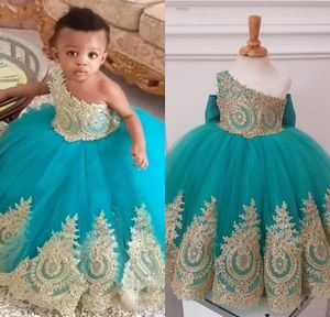 Gold Applique One Shoulder Flower Girl Dresses Ball Gowns Big Bow Girls Pageant Dress Kids Toddlers Party Dress for Special Occasi5338333