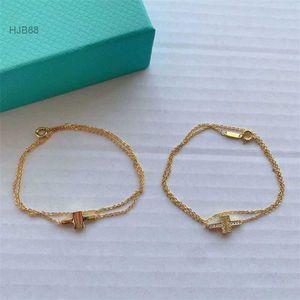 펜던트 고급 보석 디자이너 Tiffanyitys 매력 팔찌 팔찌 새로운 이중 T 팔찌 여성 925 스털링 실버 고품질 데시 1bxv