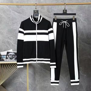 Designer high-quality classic jacket set casual men and women with all the fashion black and white collocation