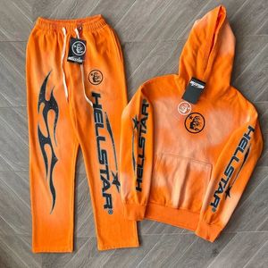 24SS Hellstar Fire Orange Bluza dla mężczyzn Kobiety 1 Najwyższej jakości myte duże swobodne pulovery 240117