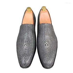 Elbise ayakkabıları fanzunxing varış iş büyük beden el yapımı dikişsiz erkekler için inci balık cildi