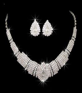 Stock Silve Zwei Sets Bling Hochzeit Zubehör Braut Haar Kopfschmuck Geschenk Diamant Halskette Schmuck Ohrringe Strass Party Chri4789061