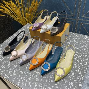 Klädballet platt slingbacks designer kvinnor pumpar berömda kvinnasandaler baotou glida sandal lyx kristall pärla bröllopskor komfort modebrev