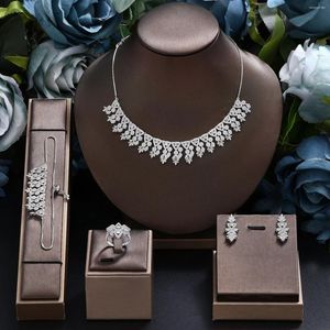 Brincos de colar Conjunto simplesmente elegante 2024 Jóias de casamento para mulheres CZ Zirconia 4 PCs Jóias de noiva Acessórios ajustáveis