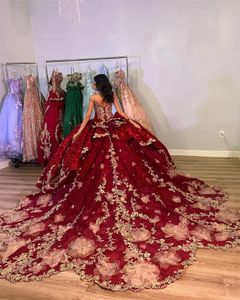 Röd älskling bollklänning quinceanera klänning för tjej guld applikationer födelsedagsfest klänningar prom klänningar spetsar upp pärlor