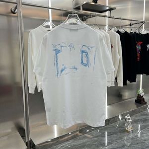 Högkvalitativa män t shirt designer t skjortor män kvinnor mode graffiti utsmyckad bokstäver tryck grafisk tee casual trend kort ärm topp lös bomull plus storlek tee