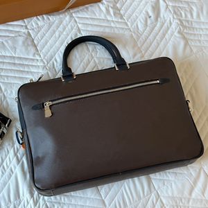Mäns portfölj Män handväska tygväska modeplädet tryck framficka handväska handväska kohud läder hög kvalitet dragkedja öppen silver hårdvara lås spänne koppling
