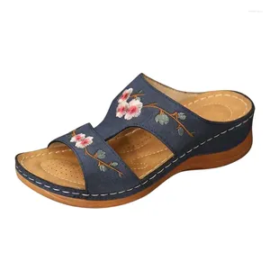 Шлепанцы Comemore, женская летняя обувь на плоской подошве в этническом стиле с цветочным узором, женские удобные повседневные сандалии без шнуровки, женские модные сандалии 2024