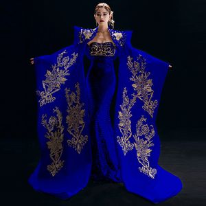 Formalna sukienka gospodarza godna elegancka elegancka model odchudzania przesadza kostium chiński trend scena dorosła