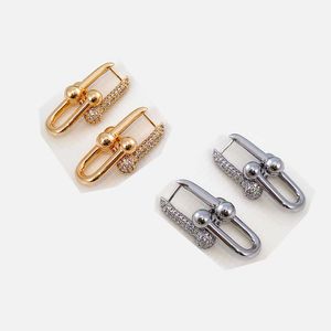 18k Gold Plated Earring Designer för kvinnor 5 Styles Earing Letter Studs Hoops Geometry Alphabet Multi Colors Designer Earring for Party Jewelry Set Presents