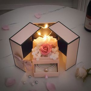 Caixa de presente de rosa de sabonete eterno com design de gaveta, decoração de dia dos namorados, presentes de aniversário para mulheres, esposa, mãe, namorada no aniversário 240117