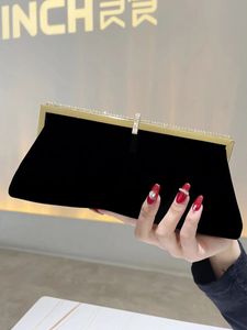 Black Velvet Dinner Clutch Wedding Party Handbag Annual Meeting Small Bag With Formal Purse Single Shoulder Fashion Evening Bag 240117