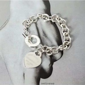 Designer Bracelets Tiffanyitys Classic Ot Chain Bracelet Fashion Design Love Hand Jewelry Ladies Livembqz N1BA