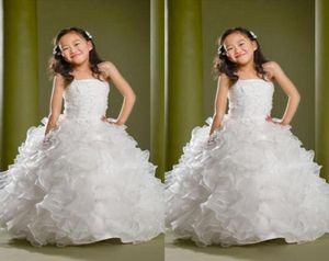 Puffy Lovely Formal Girls Pageant Dresses Children paljetter Pärlor Golvlängd Flower Girls Dresses For Weddings Custom Made Kids P6086001