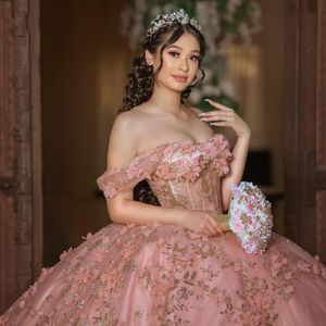 Rosa paljetter boll klänning quinceanera klänning tyll guld applikationer blommor pärlor av axel söt 15 16 födelsedagsfest formell