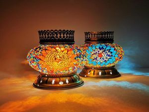 Lâmpadas de mesa Marrocos Turco Mosaico Lâmpada Handmade Vitral Quarto Bateria Operada e Interruptor LED Night4377546