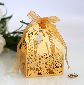 Creative Wedding Favor Holders Candy Bags Laser Cut Paper Hollow Out Candy Box With Ribbons Lovers Flowers Butterflies Wedding Gif7774816