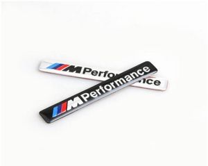 Araba Çıkartma Logo Rozeti Otomatik Aksesuarlar Çıkartma M BMW M 1 3 4 5 6 7E Z X M3 M5 M6 MLINE EMBLEM1537571