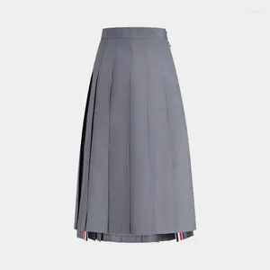 Kjolar kvinnors veckade kjol koreansk stil sommar solid färg a-line långt modemärke hög midja uniform