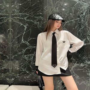 Designer camisa feminina triângulo etiqueta decoração retalhos punhos gravata preta gola polo primavera bela moda casual camisa topo