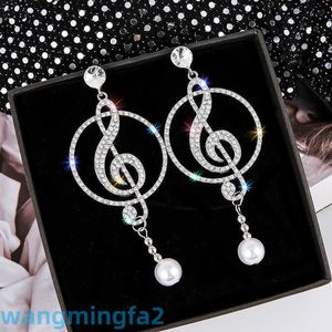 2024 New Age Jewelry Designer Fashionabla och Sparkling Diamonds Notes Artistic Style Musical 925 Silver Needle Earrings