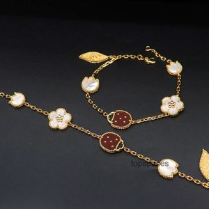 Designer Jewelry Cleef Van Four Leaf Clover Bracelet Van Four leaf clover bracelet bangle vanly Clefly bracelet New Seven Star Ladybug Five Flower Bracelet Womens Hi