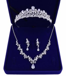 Alta qualidade nova noiva coroa tiara três peças zircão colar brincos princesa aniversário casamento com acessórios femininos gift3376395
