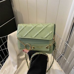 Retro Kette kleine Tasche Umhängetasche Damenmode einfache Umhängetasche Freizeittasche 2024 neuer Stil CCJ3293