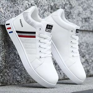 Storlek US7-US11.5 Luxury Men Sneakers Platform Shoes Nya löparskor för Man Casual Bekväm Tenis Masculino vandringsskor FactDory Competitive Price H07