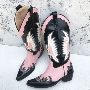 Ippeum Country Western Women Kovboy Botları Kadın Deri Ayakkabı Artı Boyut 44 Orta Buzağı Pembe Siyah İşlemeli Kovan Botları 240116