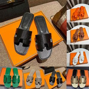 Sandaler Famous Designer Kvinnor Size 35-41 Slides Luxury Flat Sandale Platform Leather Luxe Paris Classic Black Brown Skin Sliders 2024 Brands Mules