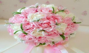 A buon mercato in negozio Bomboniere Mano che tiene fiori Rose artificiali Fiori Bouquet da sposa Colorato bianco lavanda lilla perfetto 9711237