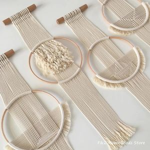 Creative Wood Round Cotton Wall Decoration Macrame Wall Hanging Tapestry Hand Woven Simple Mandala Style For Room House Decor 240117