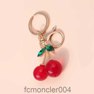 Keychains New Crystal Cherry Keychain Creative Fruit Key Chain Cute Girl Ring Chains Women Men Handbag Pendants Jewelry 9KL2