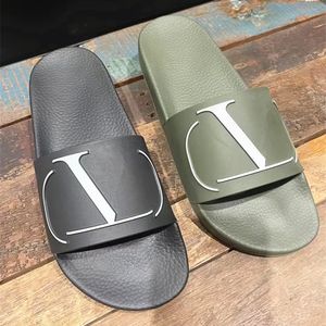 Top V Rivet VL Sandal Tazz Slipper Woman Man Sandale Summer Rubber Designer Slide Outdoor Indoor Shoe Storlek 35-46 Flip Flop Beach Sliders Loafer Sneakers