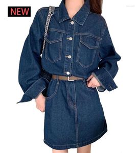 Lässige Kleider Hong Kong Style Cowboy Kleid Frauen Frühherbsttemperament Revers modische hohe Taille gebratene Straße ein Wort Hüftrock Ins