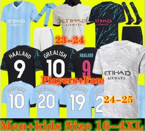 Taglia 16-4xl 23 24 Maglie da calcio Haaland Grealish Sterling Mans Cities Mahrez Fans de Bruyne Foden 2023 2024 Tops da calcio Shirt Kit Kit set uniforme