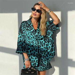 Costume da bagno da donna Vestito da spiaggia estivo Pareo Vestito da bagno da donna coperto Stampa leopardata Cardigan verde Pantaloncini Set Abbigliamento da casa allentato 2024 Indossato Solido