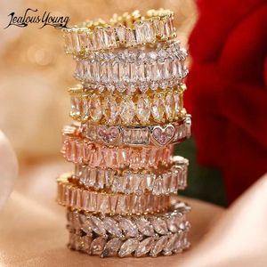 Band Rings Fashion Luxury Cubic Zirconia Engagement Rings for Women Marquise Crystal WeddRParty Jewelry Gift J240118